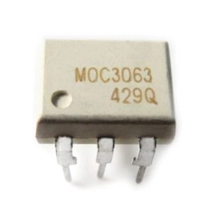 MOC3063 optotriak DIP-6 tokban