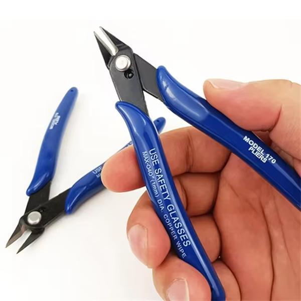 130 mm-es műszerész oldalcsípőfogó